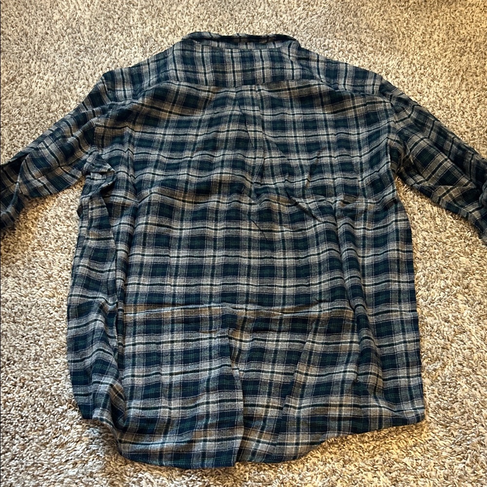 Croft & Barrow Blue and Gray Plaid Shirt - Picture 3 of 4